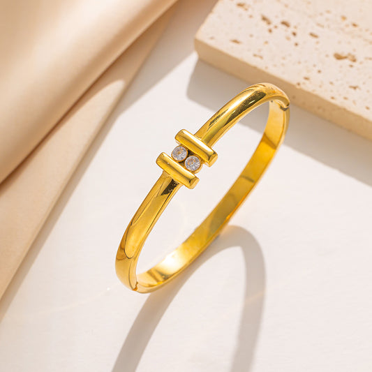 Bracelet doré élégant