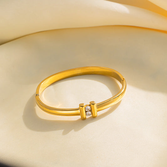 Bracelet doré élégant