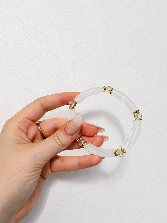 Bracelet blanc élégant