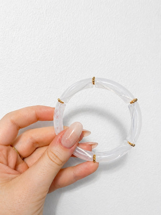 Bracelet blanc élégant